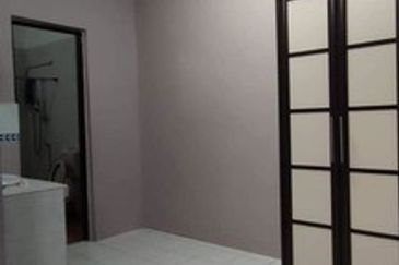 Fully Furnish 20x75 Move In Condition Gunung Rapat Song Choon Botani Strawberry Park Wira Jaya 