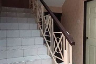 Fully Furnish 20x75 Move In Condition Gunung Rapat Song Choon Botani Strawberry Park Wira Jaya 