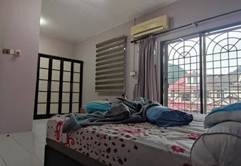 Fully Furnish 20x75 Move In Condition Gunung Rapat Song Choon Botani Strawberry Park Wira Jaya 