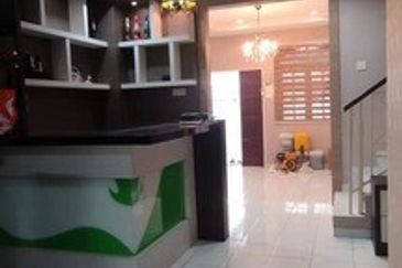 Fully Furnish 20x75 Move In Condition Gunung Rapat Song Choon Botani Strawberry Park Wira Jaya 
