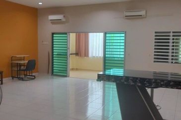 Move In Condition Renovated Gate Guard Lahat Mines Falim Ipoh Town Clearwater Lake Hillpark