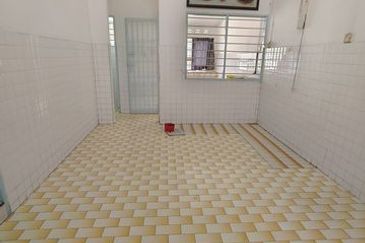 Super Cheap 22x75 Lahat Badri Shah Baru Seri Wang Pengkalan Menglembu Station 18