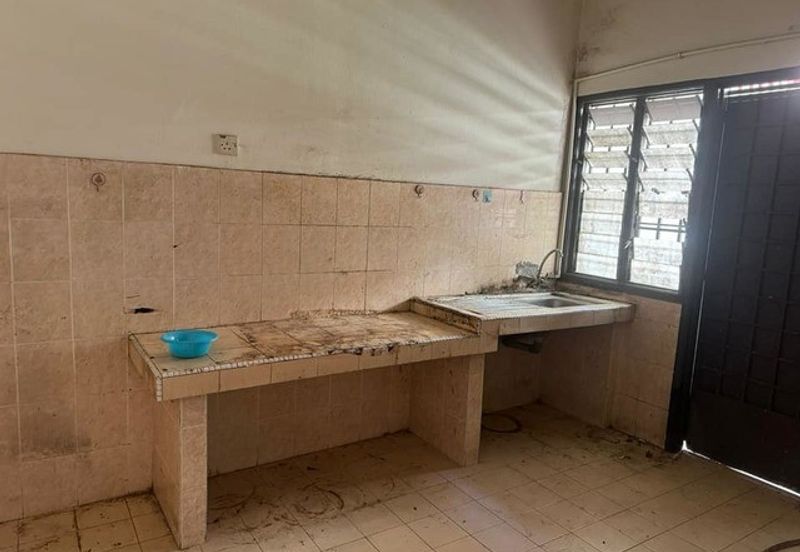 Cheap Sale Full Loan Buntong Taman Keledang Emas Silibin First Garden Rishah