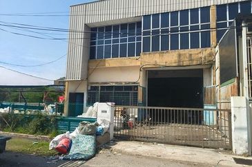 Below Mv 1.5 Storey Semi D Menglembu I Park Lahat Silibin Pengkalan