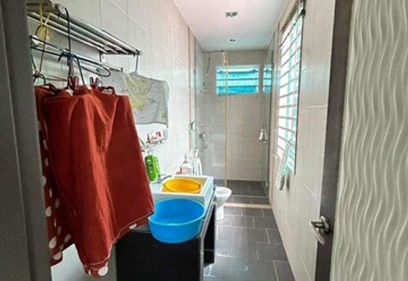 FREEHOLD Partly Furnish Semi D Gate Guard Tasek Square Klebang Meru Tasek Chepor Chemor