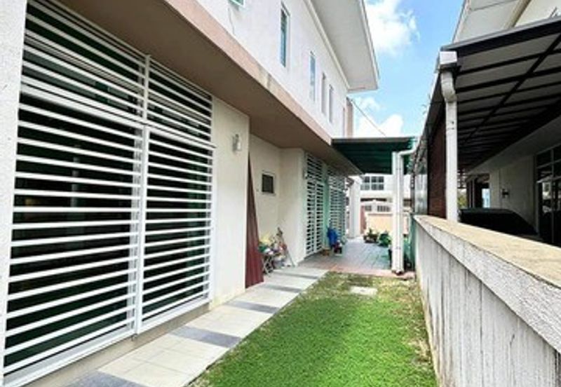 FREEHOLD Partly Furnish Semi D Gate Guard Tasek Square Klebang Meru Tasek Chepor Chemor