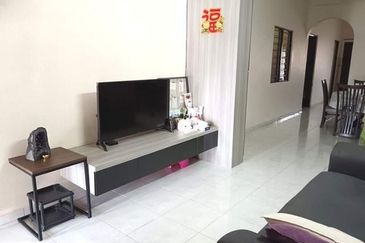 Fully Renovated Menglembu Taman Berlian Single Storey Impiana Adril Wang Lahat Merah 