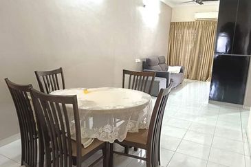 Fully Renovated Menglembu Taman Berlian Single Storey Impiana Adril Wang Lahat Merah 