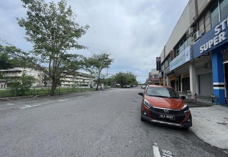 Main Road Facing Buntong Silibin Ipoh Town Rishah Jelapang Meru Menglembu Keledang