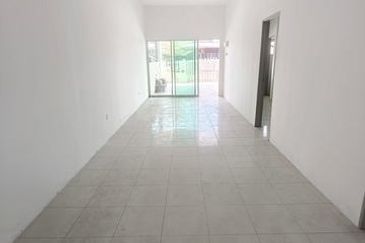 Brand New Never Stay B4 Lahat Sri Wang Badri Mosey Hill Pengkalan Menglembu Baru Mines