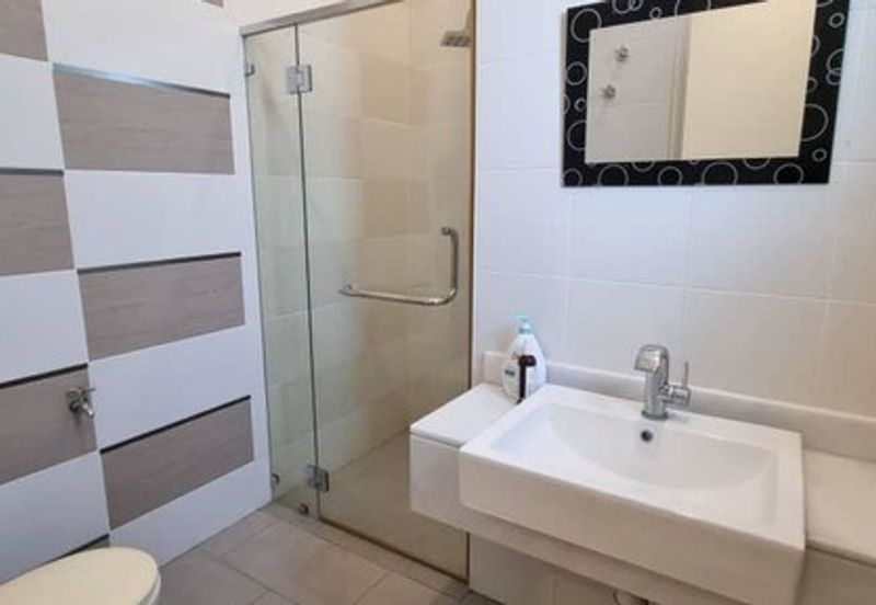 FREEHOLD Gated Guarded High End  Semi D Botani Seri Teratai Pulai Height Gunung Rapat