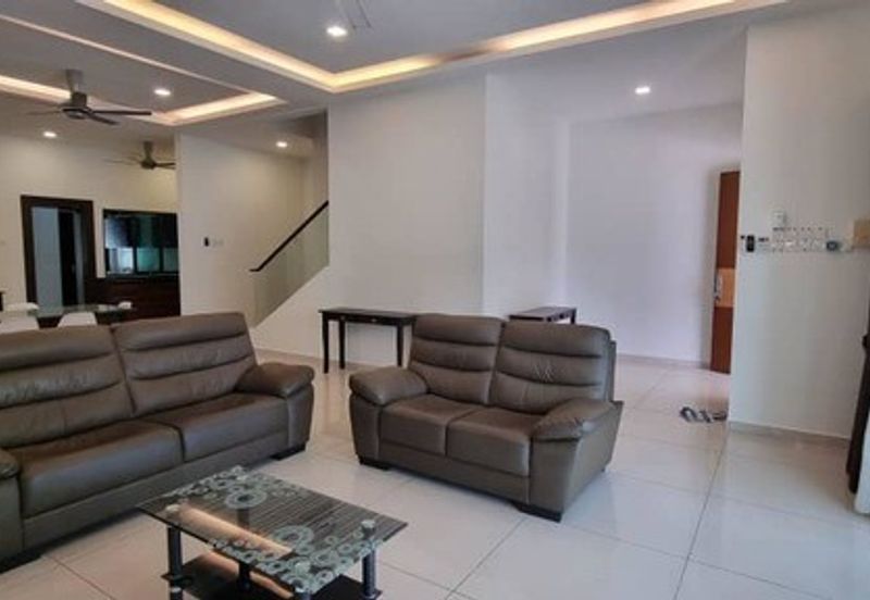 FREEHOLD Gated Guarded High End  Semi D Botani Seri Teratai Pulai Height Gunung Rapat