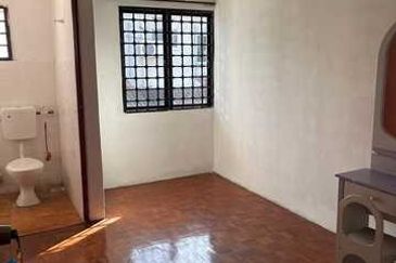 Walk to Food Court Falim Taman Mas Buntong Silibin Rishah Keledang Emas Jelapang Menglembu