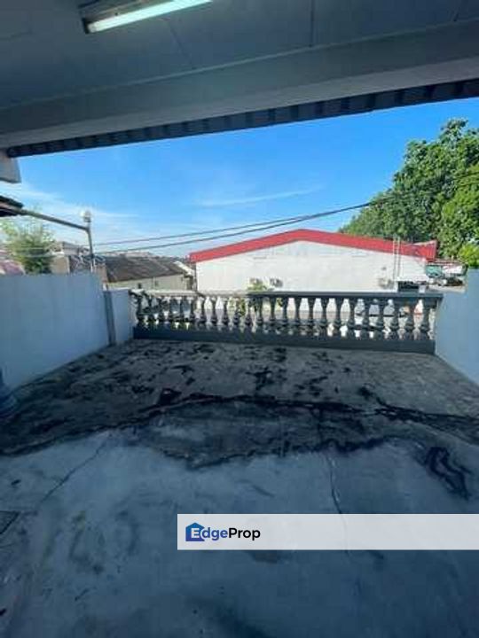 Walk to Food Court Falim Taman Mas Buntong Silibin Rishah Keledang Emas Jelapang Menglembu, Perak, Ipoh