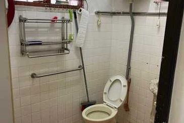 Walk to Food Court Falim Taman Mas Buntong Silibin Rishah Keledang Emas Jelapang Menglembu