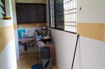 Fully Renovated Double Storey Falim Taman Mas Buntong Silibin Rishah Keledang Emas Jelapang Menglembu