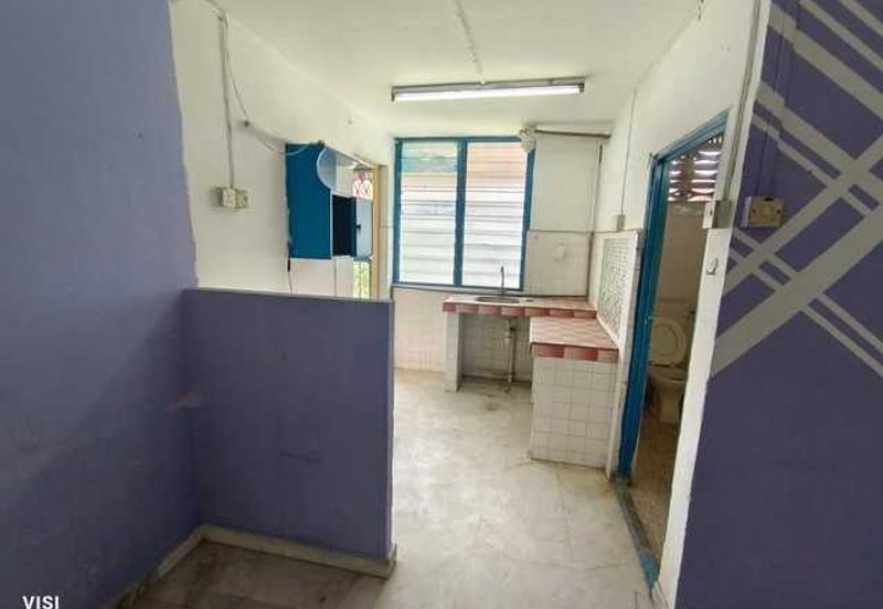 Not Low Cost 1st Floor Bercham Flat Ipoh Garden East Pakatan Jaya Ipoh Garden East