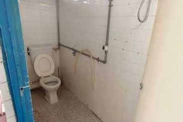 Not Low Cost 1st Floor Bercham Flat Ipoh Garden East Pakatan Jaya Ipoh Garden East