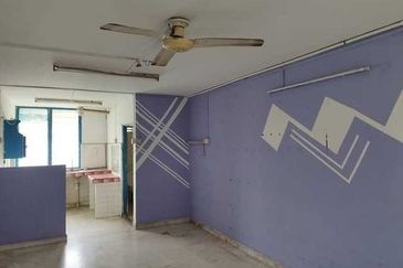 Not Low Cost 1st Floor Bercham Flat Ipoh Garden East Pakatan Jaya Ipoh Garden East