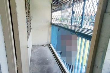 Not Low Cost 1st Floor Bercham Flat Ipoh Garden East Pakatan Jaya Ipoh Garden East