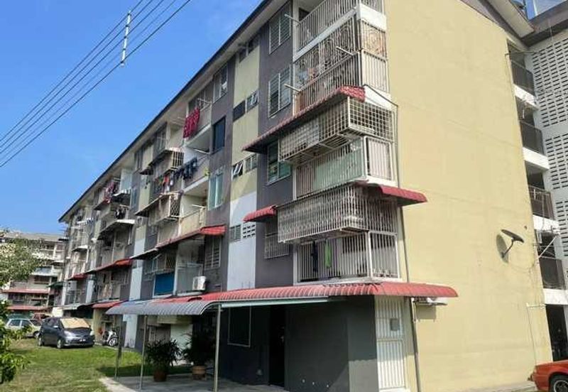 Not Low Cost 1st Floor Bercham Flat Ipoh Garden East Pakatan Jaya Ipoh Garden East