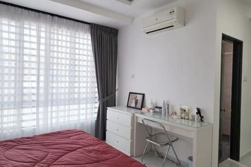 Reno 100k+ Gate Guard Bandar Sri Klebang Pine Park Strand Chemor Chepor Meru Perdana