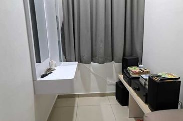 Reno 100k+ Gate Guard Bandar Sri Klebang Pine Park Strand Chemor Chepor Meru Perdana