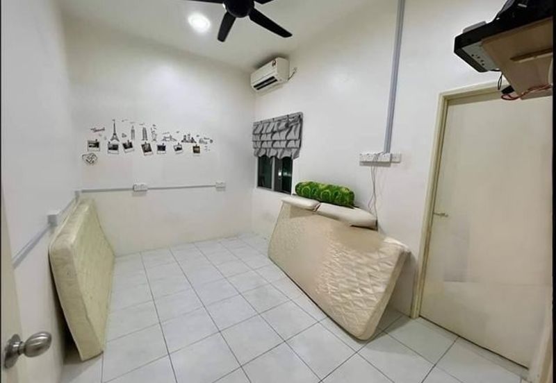 FREEHOLD Fully Furnish Move In Condition Anjung Bercham Utama Pakatan Jaya Bandar Baru Putra