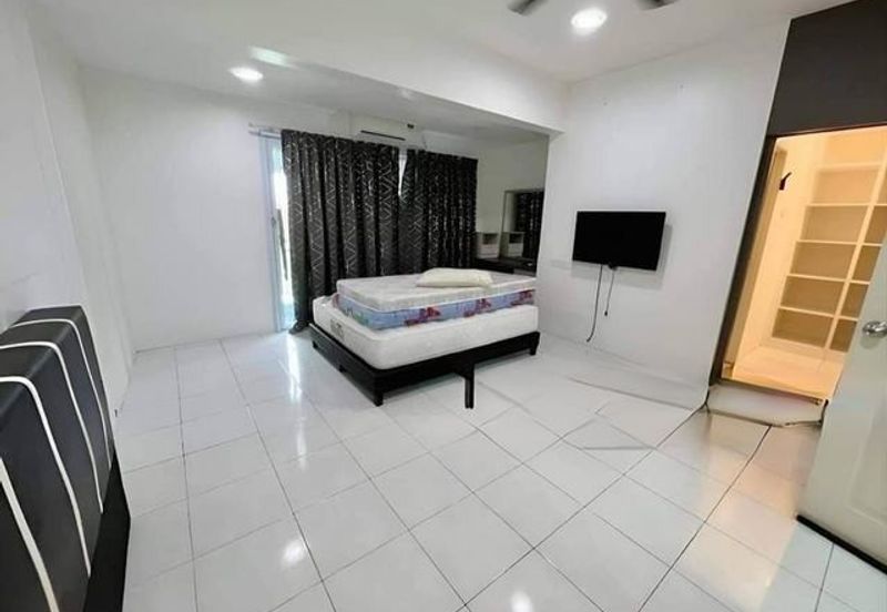 FREEHOLD Fully Furnish Move In Condition Anjung Bercham Utama Pakatan Jaya Bandar Baru Putra