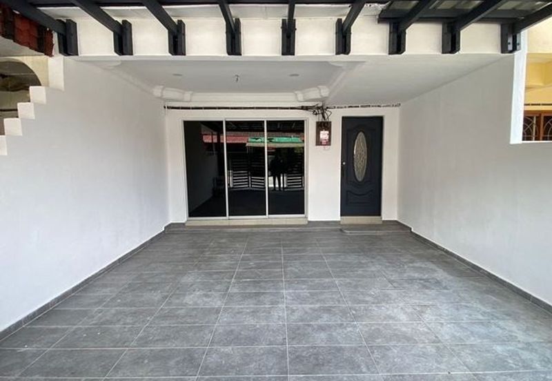 Modern Renovated Lahat Baru Badri Shah Menglembu Sri Wang Falim