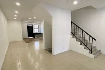 Modern Renovated Lahat Baru Badri Shah Menglembu Sri Wang Falim