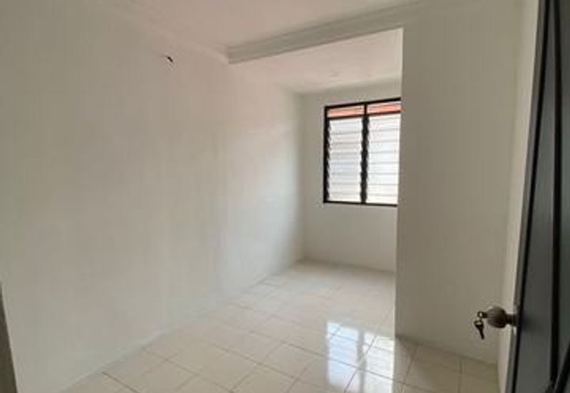 Modern Renovated Lahat Baru Badri Shah Menglembu Sri Wang Falim