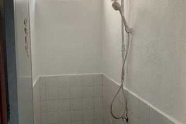 Easy Parking Field Facing Klebang Restu Chemor Chepor Meru Tasek Ria Medan Indah