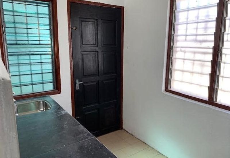 Easy Parking Field Facing Klebang Restu Chemor Chepor Meru Tasek Ria Medan Indah