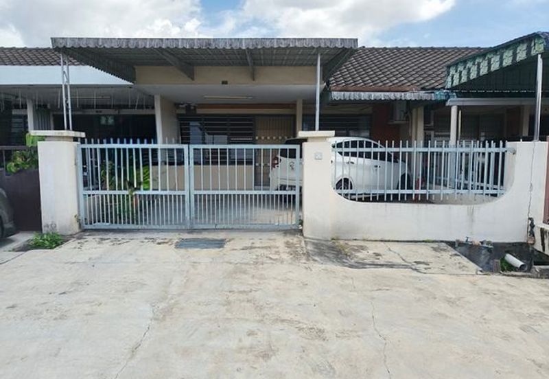 150x22ft Super Long Good Condition First Garden Buntong Silibin Ipoh Town Pertama