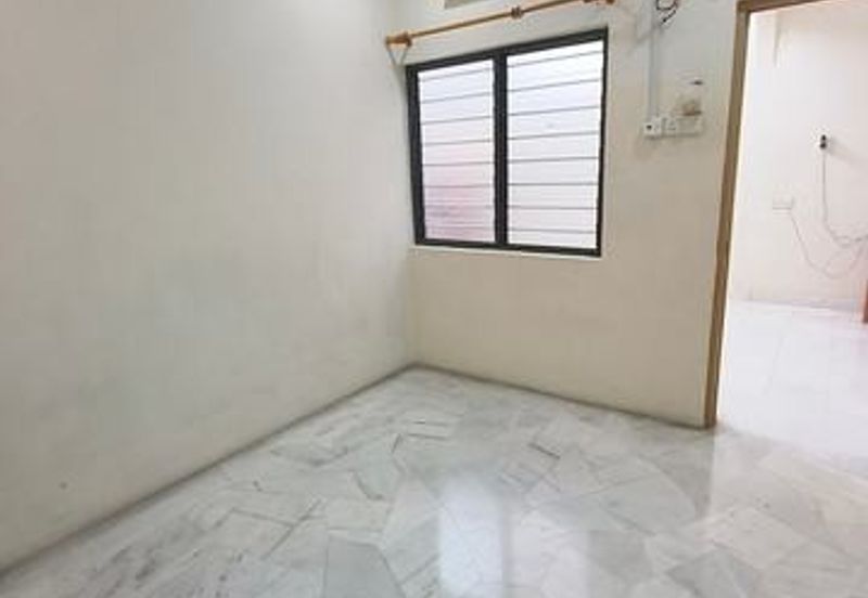 150x22ft Super Long Good Condition First Garden Buntong Silibin Ipoh Town Pertama