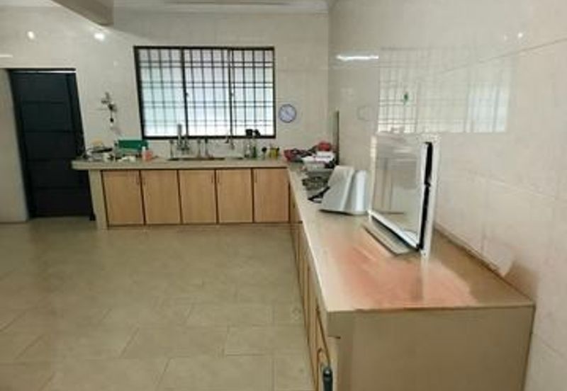 150x22ft Super Long Good Condition First Garden Buntong Silibin Ipoh Town Pertama