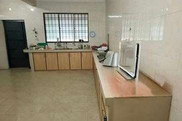 150x22ft Super Long Good Condition First Garden Buntong Silibin Ipoh Town Pertama