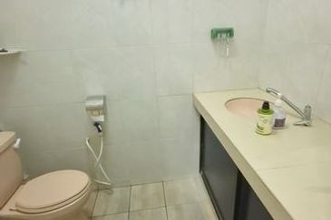 150x22ft Super Long Good Condition First Garden Buntong Silibin Ipoh Town Pertama