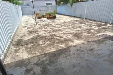 150x22ft Super Long Good Condition First Garden Buntong Silibin Ipoh Town Pertama