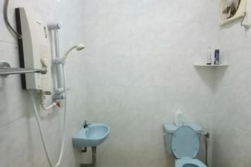 150x22ft Super Long Good Condition First Garden Buntong Silibin Ipoh Town Pertama