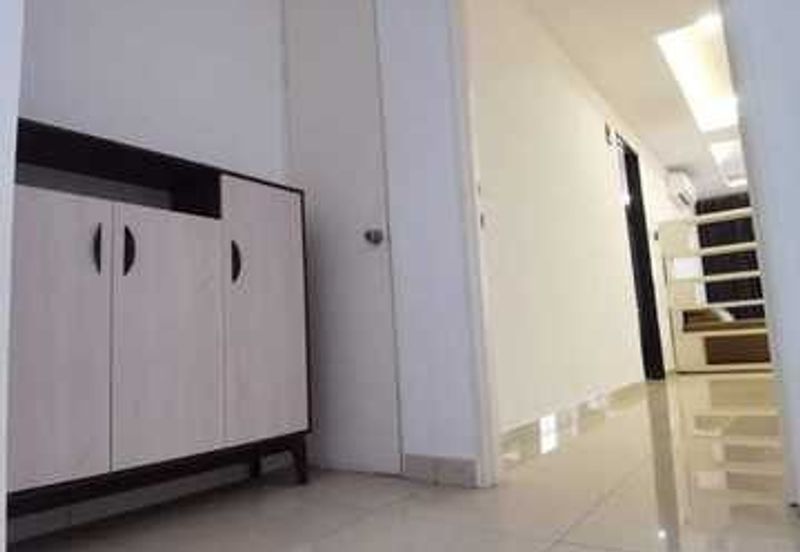 Upper East @ Tiger Lane