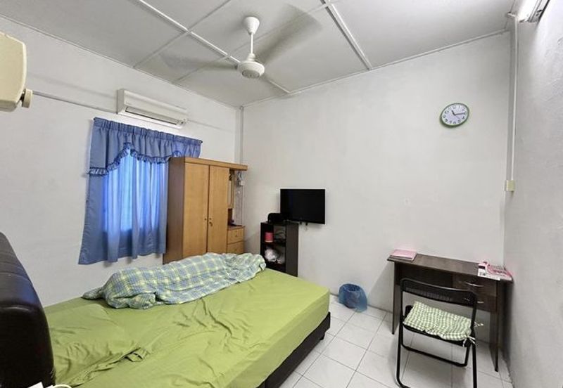 Partly Furnish Good Condition Lahat Single Storey Badri Shah Seri Wang Menglembu Pengkalan