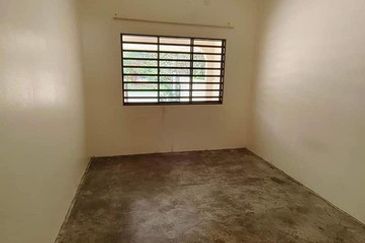 Corner Hot Area Silibin Rishah Single Storey Kledang Emas Buntong Ipoh Town First Garden