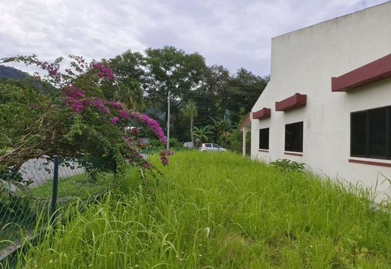 Corner Hot Area Silibin Rishah Single Storey Kledang Emas Buntong Ipoh Town First Garden