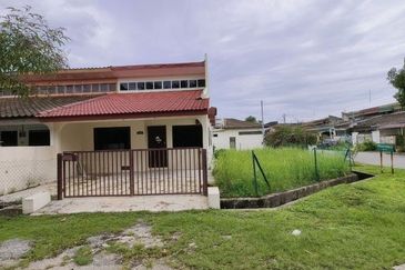 Corner Hot Area Silibin Rishah Single Storey Kledang Emas Buntong Ipoh Town First Garden