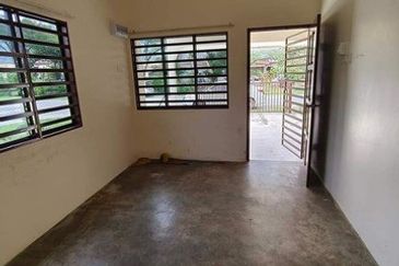 Corner Hot Area Silibin Rishah Single Storey Kledang Emas Buntong Ipoh Town First Garden