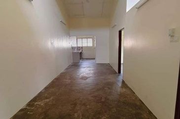 Corner Hot Area Silibin Rishah Single Storey Kledang Emas Buntong Ipoh Town First Garden