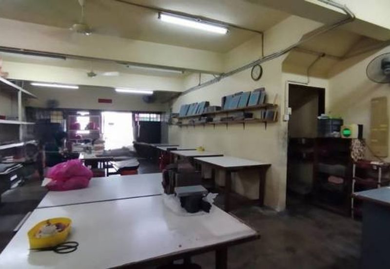 Cheap Sale 22x70 Lahat Badri Shah Seri Wang Baru Mines Indah Pengkalan Tiara