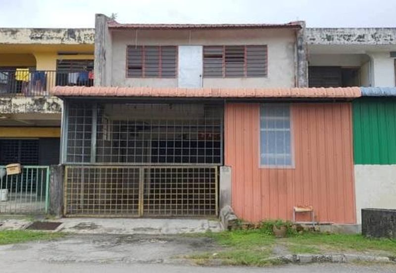 Cheap Sale 22x70 Lahat Badri Shah Seri Wang Baru Mines Indah Pengkalan Tiara